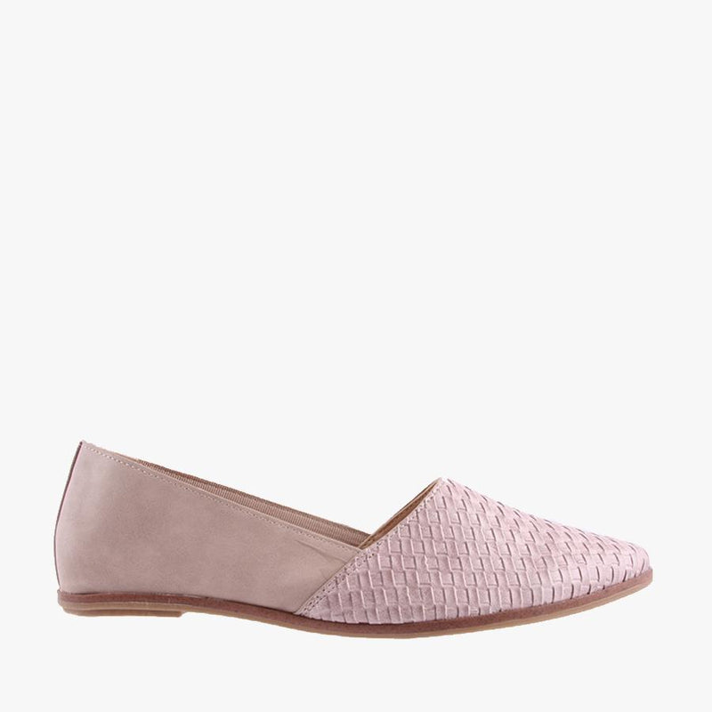 women's ballet flat.