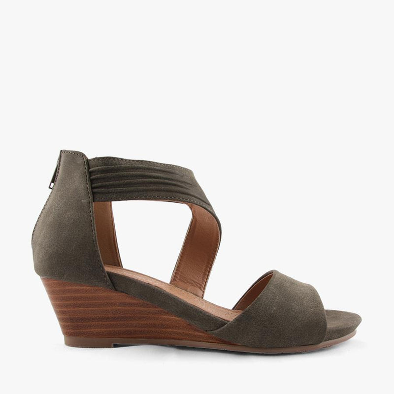 Women's wedge heel sandal